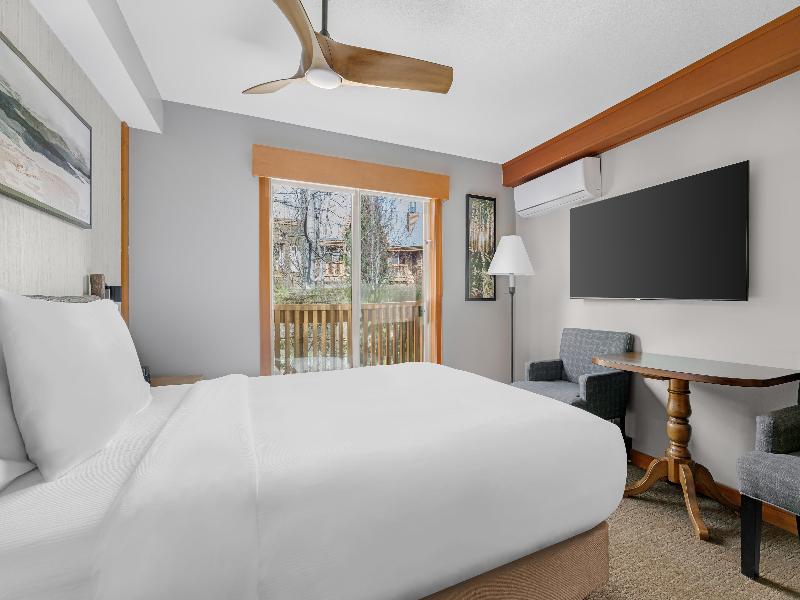 Hilton Grand Vacations Club Whistler image
