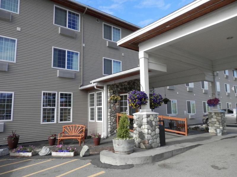 Grand View Inn & Suites image