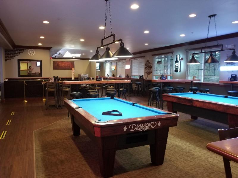 Grand View Inn & Suites image
