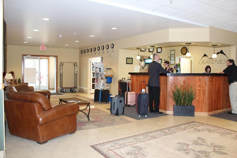 Grand View Inn & Suites image