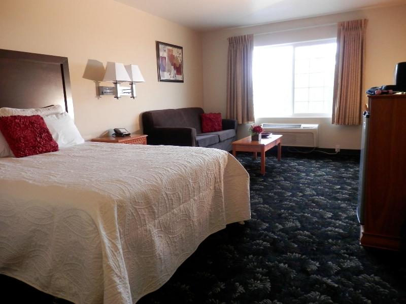 Grand View Inn & Suites image