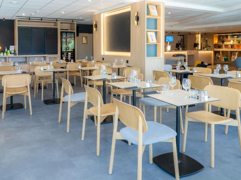 ibis Loriol Le Pouzin image