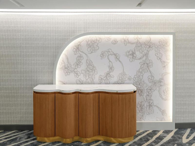 The Westin Crystal City image