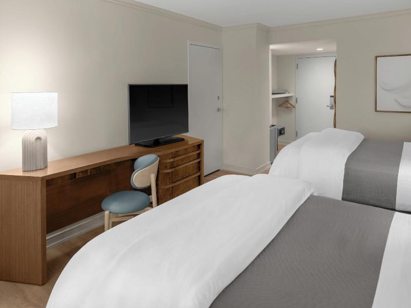 The Westin Crystal City image