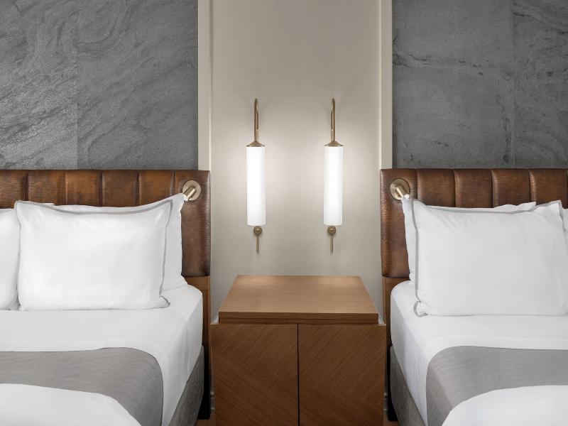 The Westin Crystal City image