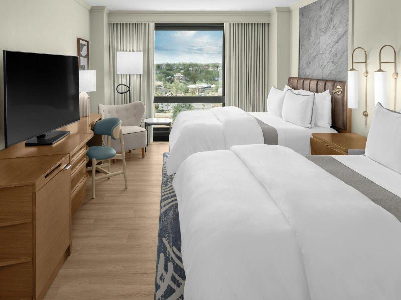 The Westin Crystal City image