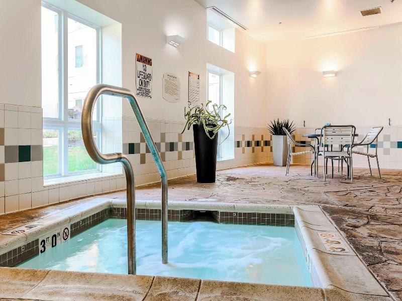 Fairfield Inn & Suites Wilkes-Barre Scranton image