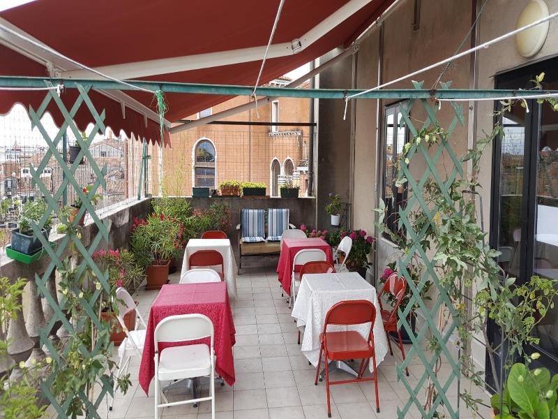 Ostello Domus Civica image