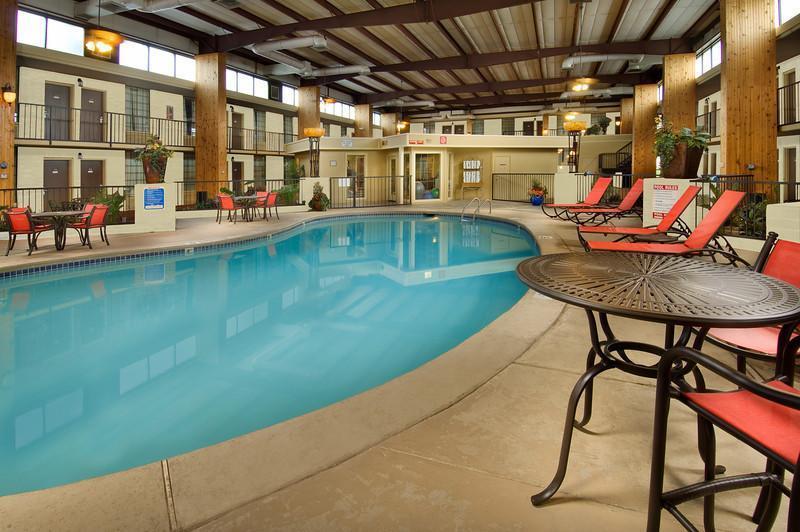Northwest Inn image