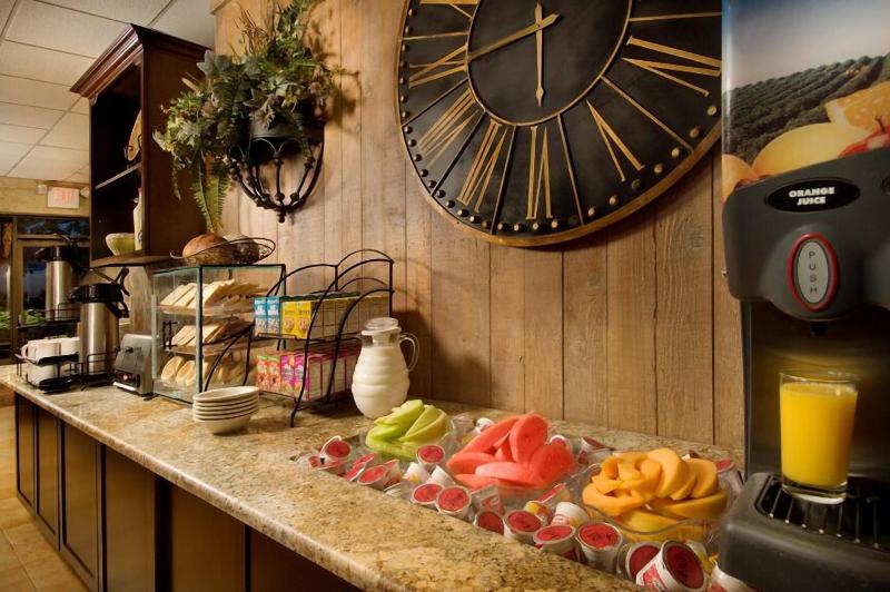 Northwest Inn image