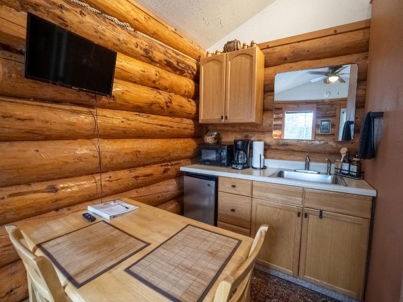 Hatcher Pass Bed and Breakfast