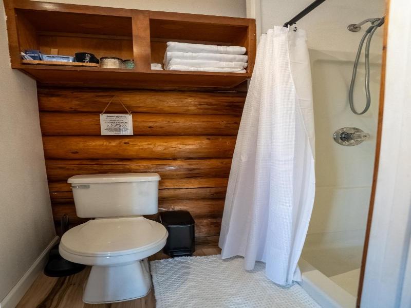 Hatcher Pass Bed and Breakfast — general view