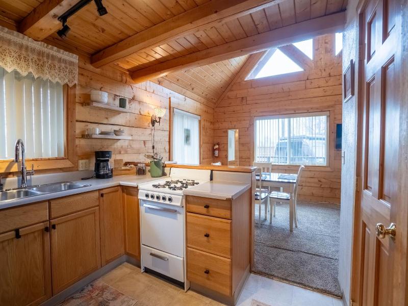 Hatcher Pass Bed and Breakfast