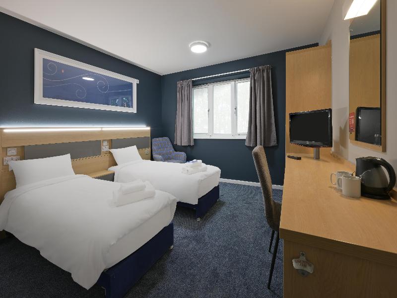 Travelodge Shrewsbury Battlefield image
