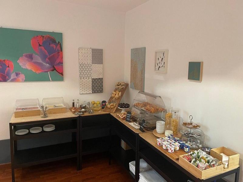 Hotel Adria image