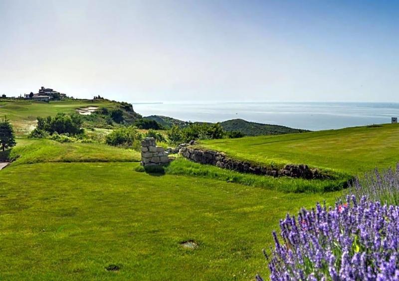 BlackSeaRama Golf & Villas