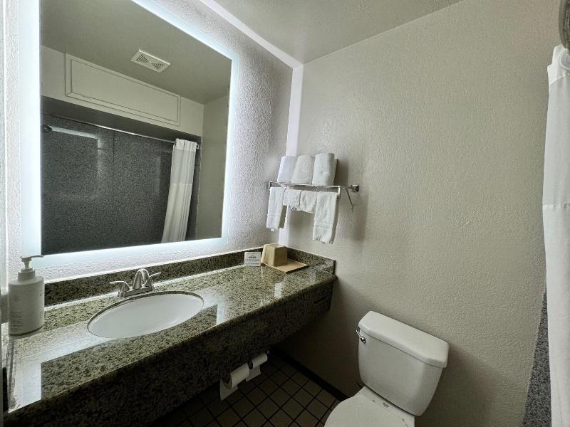 Days Inn by Wyndham Van Horn TX image