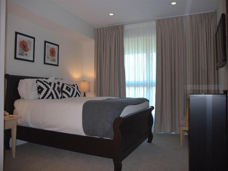 Le Chamois Hotel Whistler image