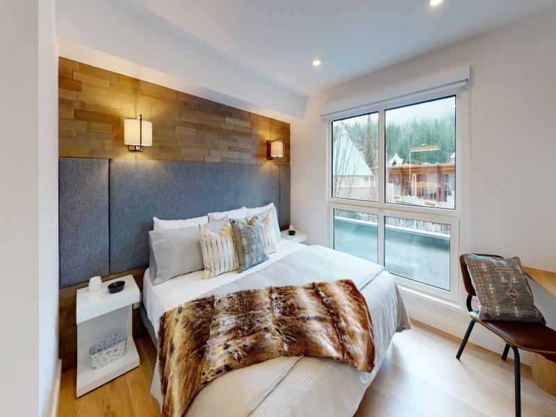 Le Chamois Hotel Whistler image