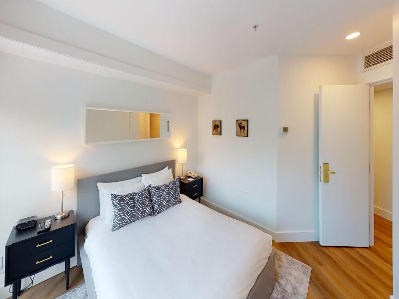 Le Chamois Hotel Whistler image