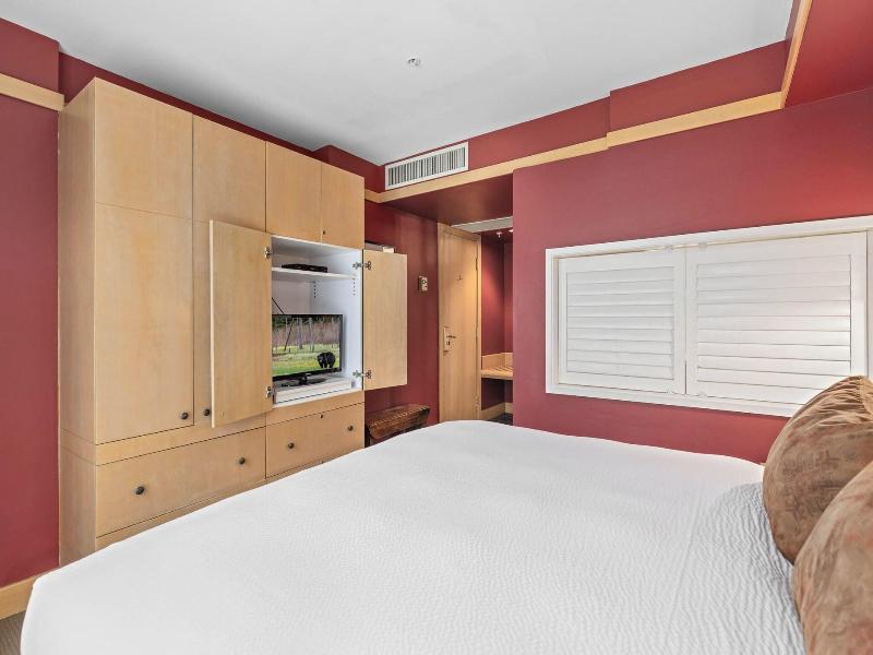 Le Chamois Hotel Whistler image