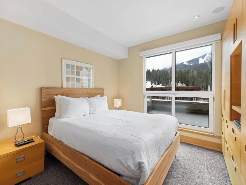 Le Chamois Hotel Whistler image