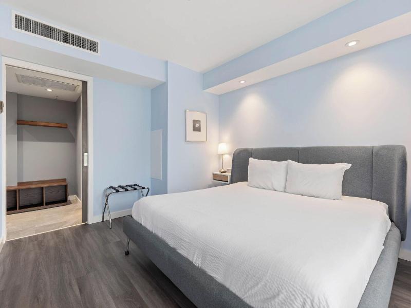 Le Chamois Hotel Whistler image