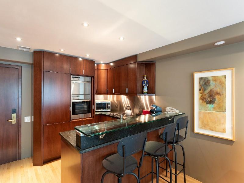Le Chamois Hotel Whistler image