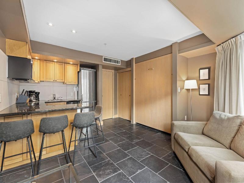 Le Chamois Hotel Whistler image