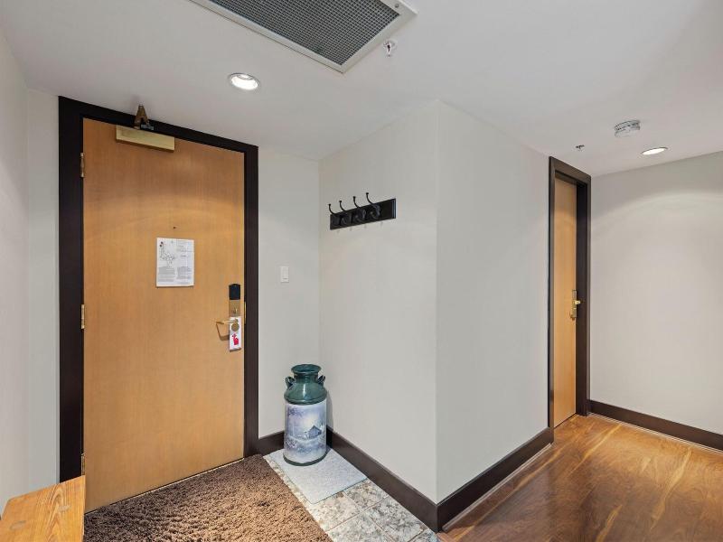 Le Chamois Hotel Whistler image