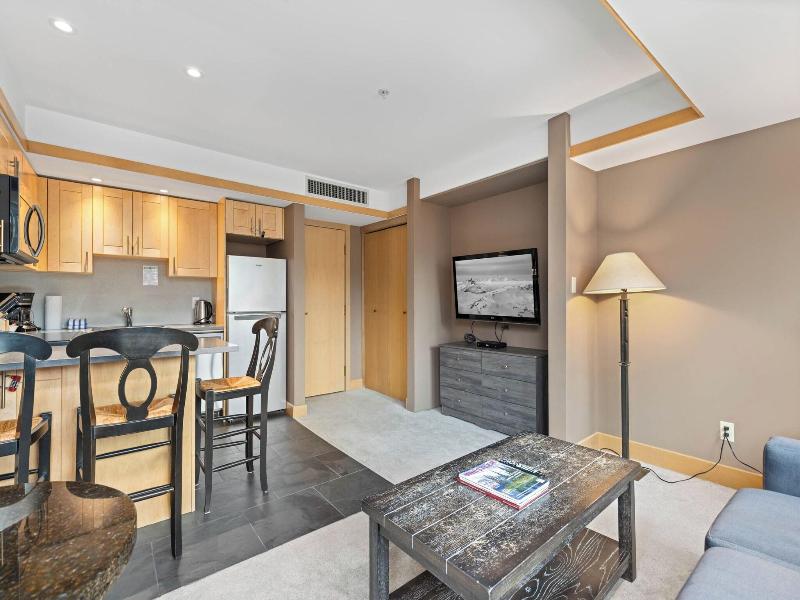 Le Chamois Hotel Whistler image