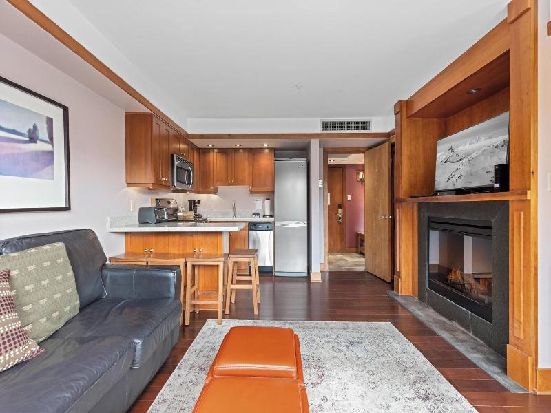 Le Chamois Hotel Whistler image