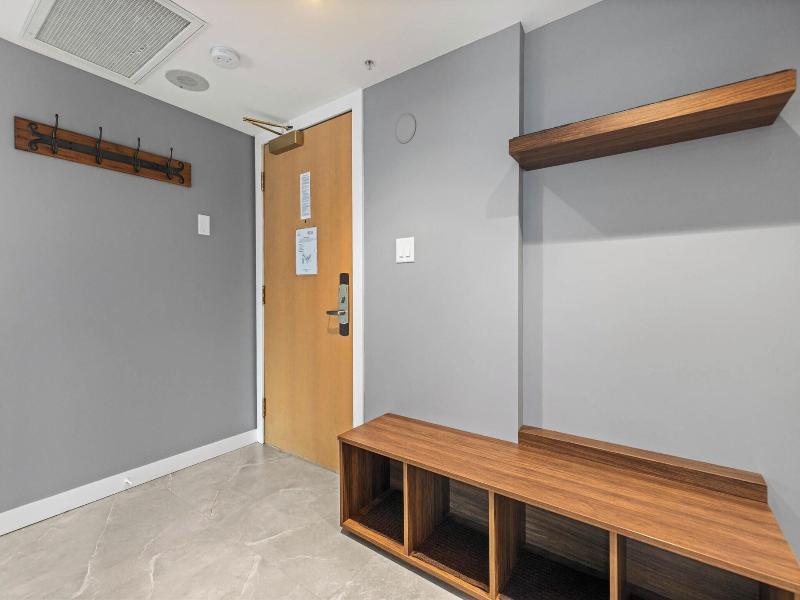 Le Chamois Hotel Whistler image