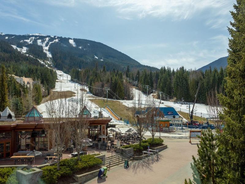 Le Chamois Hotel Whistler image