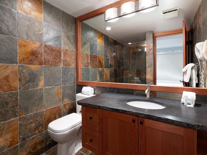 Le Chamois Hotel Whistler image