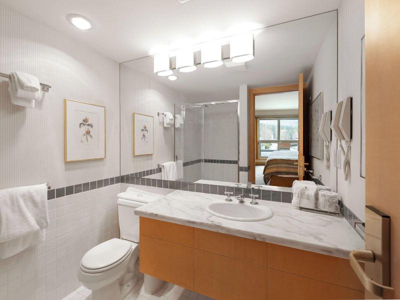 Le Chamois Hotel Whistler image