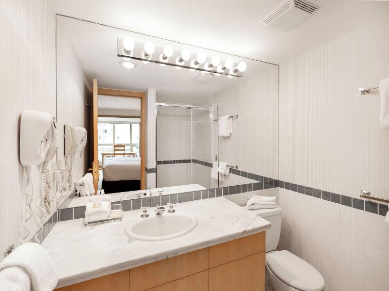 Le Chamois Hotel Whistler image