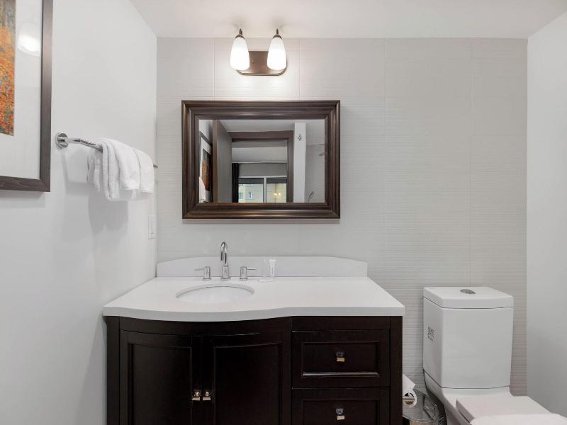 Le Chamois Hotel Whistler image