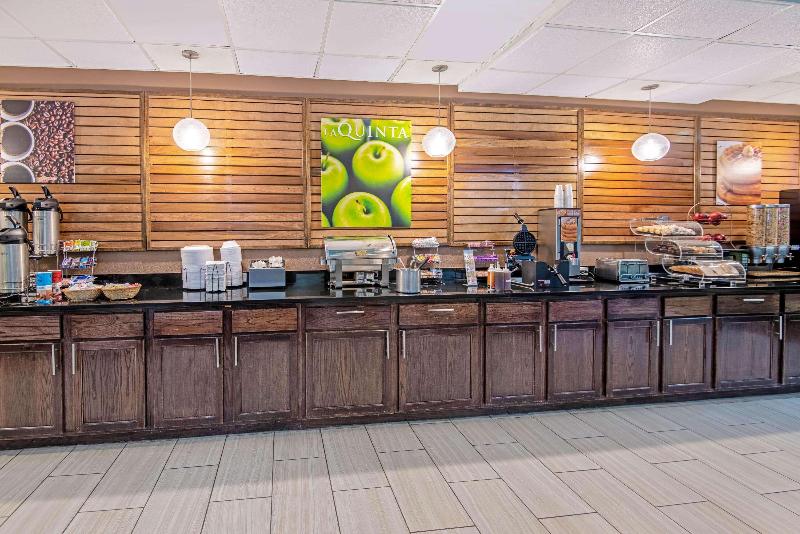 La Quinta Inn & Suites Woodward image