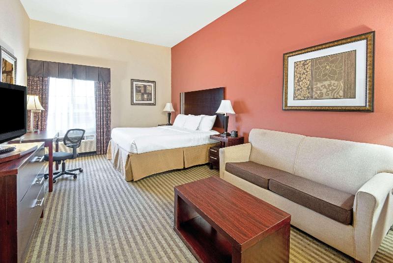 La Quinta Inn & Suites Woodward image