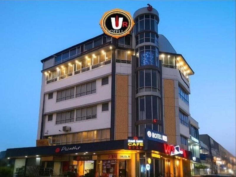Hotel U. R., Allahabad