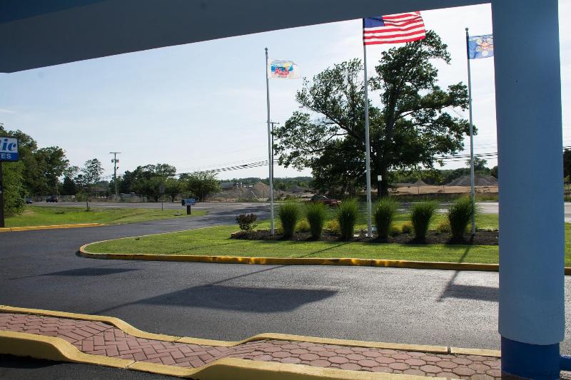 Atlantic Inn and Suites image
