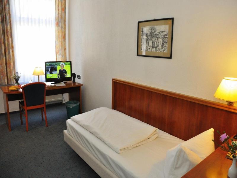 Brocki's Hotel Stadt Hamburg image