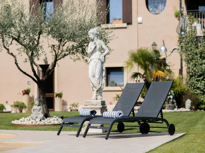 Residence Cà di Capri image