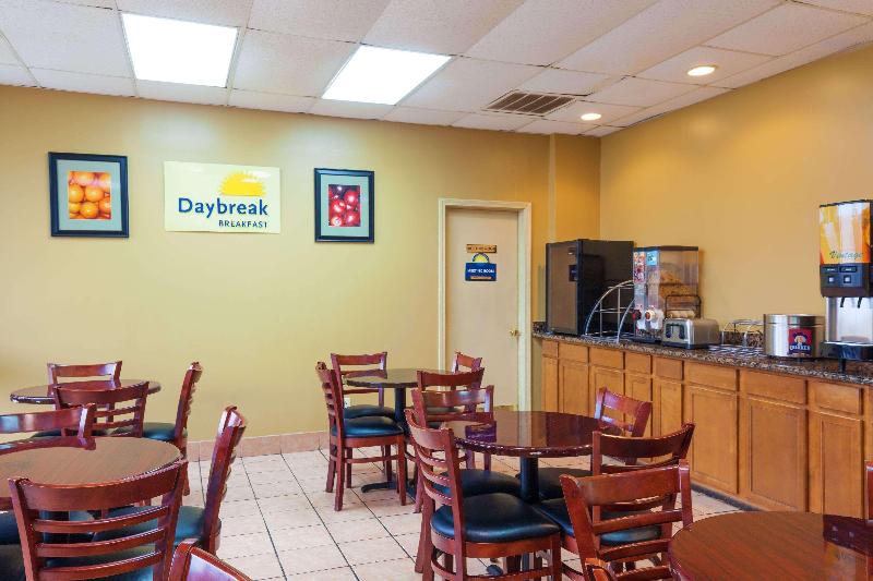 Baymont By Wyndham Lafayette image