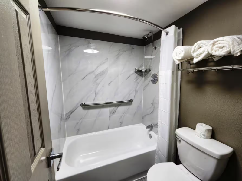 Baymont By Wyndham Lafayette image