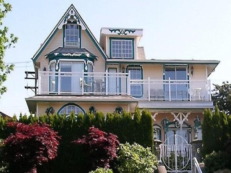 Ocean Breeze Executive Bed And Breakfast