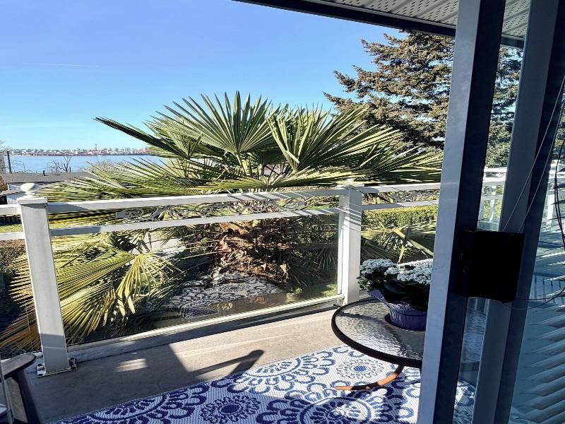 Ocean Breeze Executive Bed And Breakfast