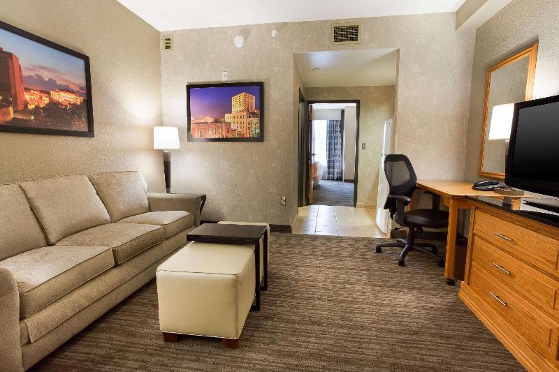 Drury Inn & Suites Lafayette image