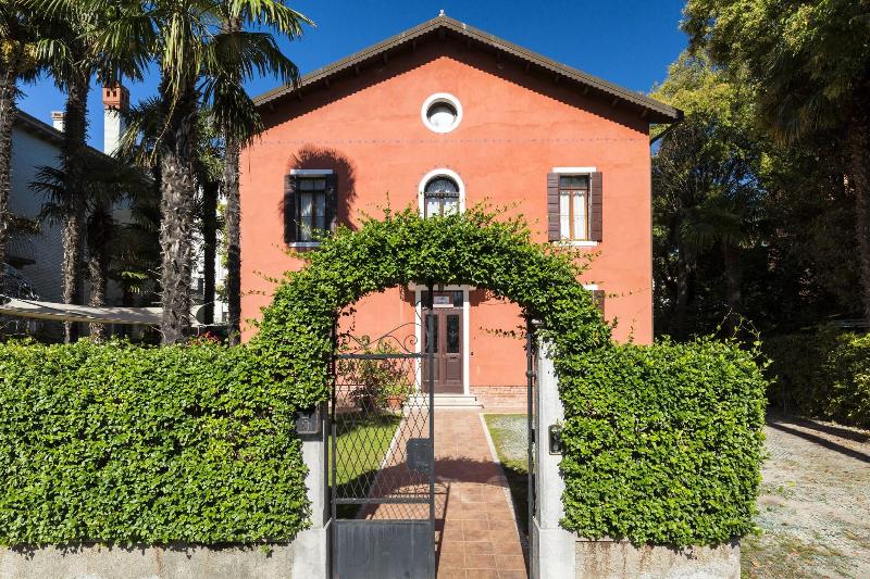 Villa Casanova image